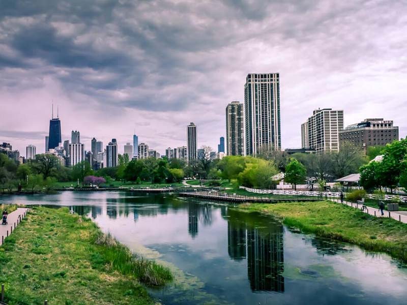 污水處理中的色度問題及成因與解決方案.jpg 鶴崗生活污水水質(zhì)監(jiān)測(cè)儀.jpg