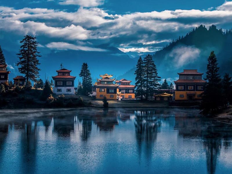 六脈劍法秀肌肉